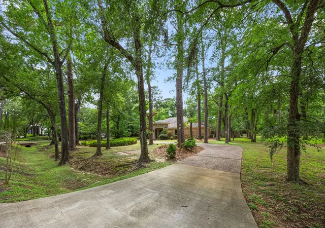 3rd image of 417 Rancho Bauer Dr, Houston, TX 77079 | MLS# 80277752