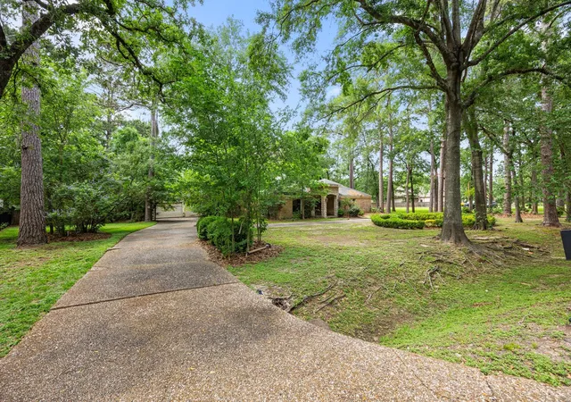 4th image of 417 Rancho Bauer Dr, Houston, TX 77079 | MLS# 80277752