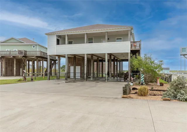 Photo 2 of Single family home for sale at 4304 Bolivar Cir, Port Bolivar, TX 77650 | MLS# 53403050 | Listing updated on 2026-09-06