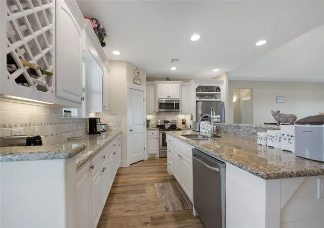 Photo 4 of Single family home for sale at 4304 Bolivar Cir, Port Bolivar, TX 77650 | MLS# 53403050 | Listing updated on 2026-09-06