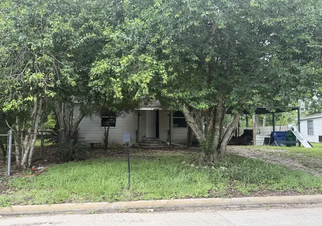 Homes for sale in Angleton, TX | 808 S Anderson St, Angleton, TX 77515 | MLS# 49249164