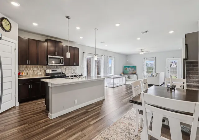 Photo 3 of Single family home for sale at 5931 Jenna Way, Rosenberg, TX 77471 | MLS# 56108227 | Listing updated on 2026-10-07