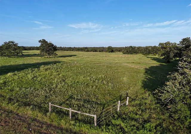 21st image of 8600 Fm 1361, Somerville, TX 77879 | MLS# 61851478