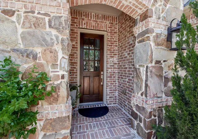 4th image of 3302 Saint Charles Ct, Missouri City, TX 77459 | MLS# 20114106