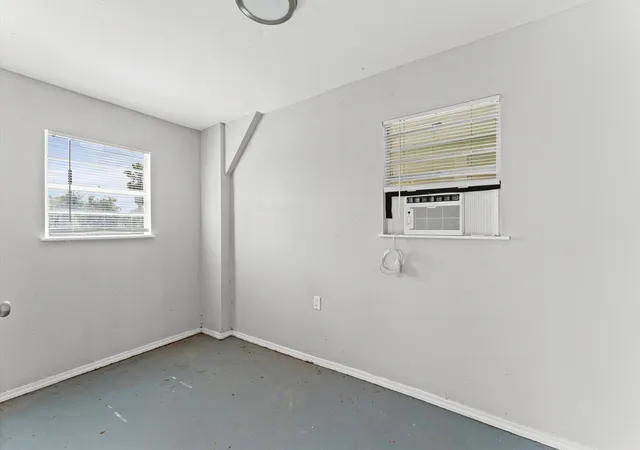 3rd image of 310 Marine Wy, Freeport, TX 77541 | MLS# 82338349