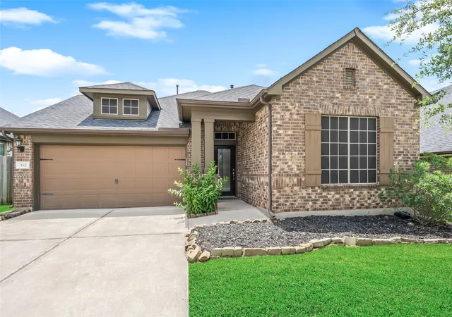 Photo 2 of Single family home for sale at 262 Pleasant Hl Way, Conroe, TX 77304 | MLS# 67571314 | Listing updated on 2026-09-14