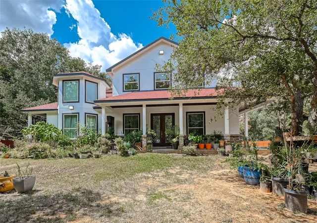 Photo 3 of Single family home for sale at 6121 County Rd 225, East Bernard, TX 77435 | MLS# 51159482 | Listing updated on 2026-08-21