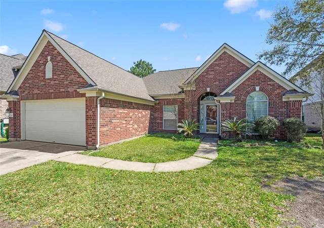 3rd image of 5407 Summer Oak Dr, Pasadena, TX 77505 | MLS# 12805687