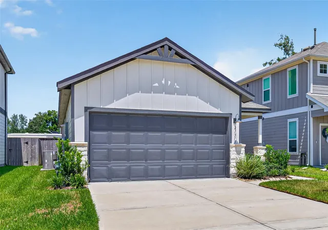 Photo 3 of Single family home for sale at 21313 Rising Fawn Rd, Porter, TX 77365 | MLS# 42217748 | Listing updated on 2026-08-26