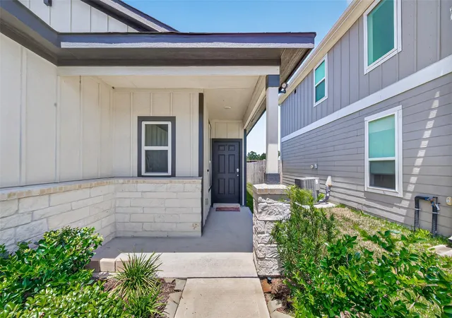 Photo 4 of Single family home for sale at 21313 Rising Fawn Rd, Porter, TX 77365 | MLS# 42217748 | Listing updated on 2026-08-26