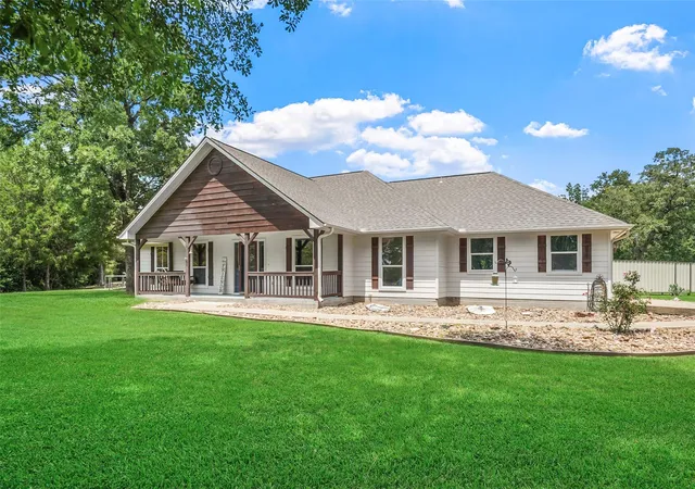 Homes for sale in North Zulch, TX | 4165 Quiet Waters, North Zulch, TX 77872 | MLS# 95729871
