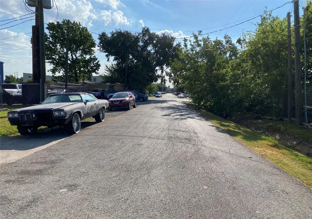 Photo 3 of Land for sale at 0 Antelope Dr, Houston, TX 77063 | MLS# 39398250 | Listing updated on 2026-08-28