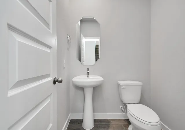 4th image of 18514 Athena Flower Dr, Fresno, TX 77545 | MLS# 91692201