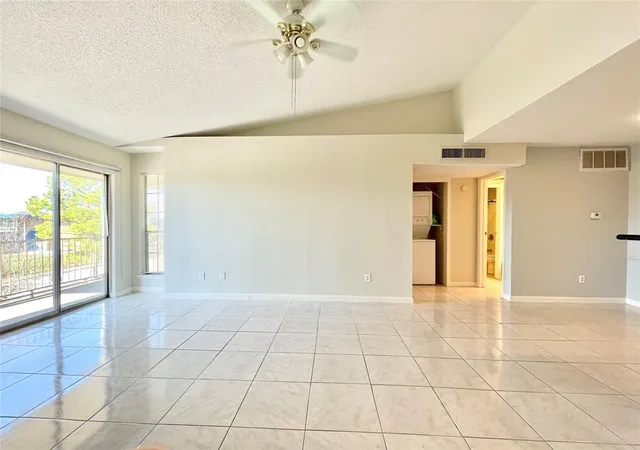 Condominium at 11201 Lynbrook Dr #3838, Houston, TX 77042 | MLS# 54259980 | | Sold on 2024-03-25