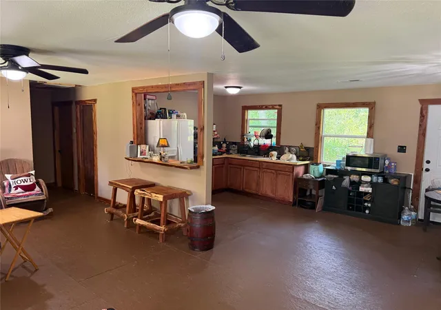 Photo 3 of Single family home for sale at 1250 Trails End Dr, Cleveland, TX 77328 | MLS# 53463044 | Listing updated on 2026-08-21