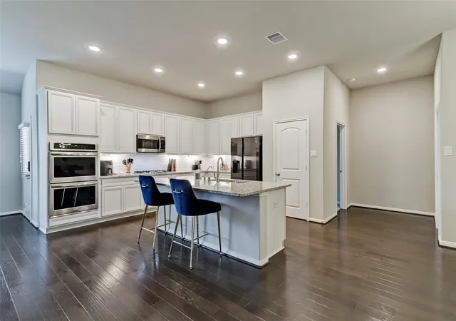 Photo 4 of Single family home for sale at 12110 Allington Cvs Ln, Humble, TX 77346 | MLS# 11809869 | Listing updated on 2026-09-18