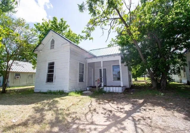 4th image of Lot 1,2 & 3 12Th St, Hempstead, TX 77445 | MLS# 5754288