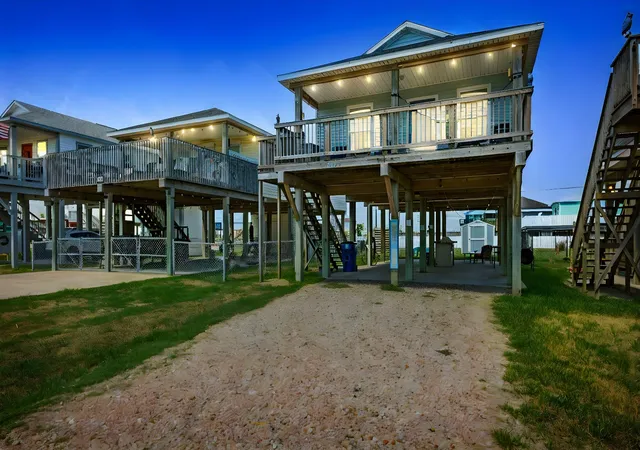 Homes for sale in Surfside Beach, TX | 1110 Treaty Dr, Surfside Beach, TX 77541 | MLS# 14587374