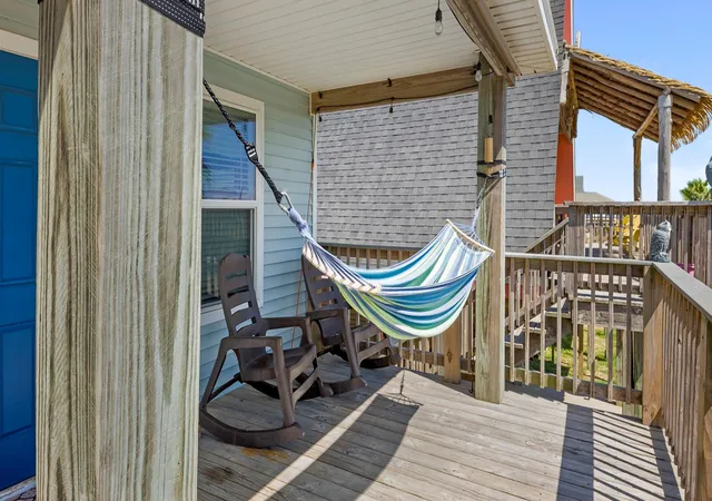 Homes for sale in Surfside Beach, TX | 1110 Treaty Dr, Surfside Beach, TX 77541 | MLS# 14587374