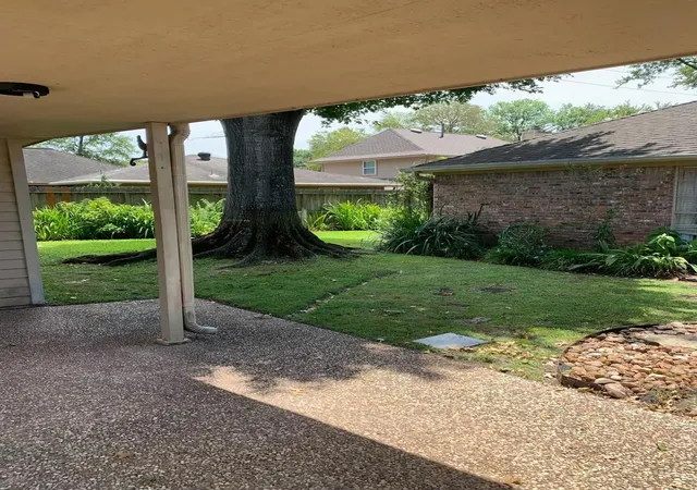 18th image of 2019 Plantation Dr, Richmond, TX 77406 | MLS# 70124482
