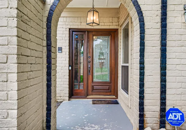 Photo 4 of Single family home for sale at 11523 Quail Crk Dr, Houston, TX 77070 | MLS# 28675295 | Listing updated on 2026-08-22