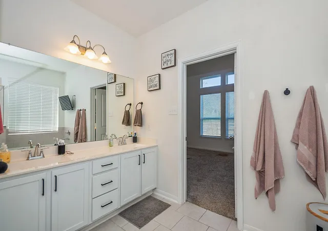 20th image of 322 Wellshire Dr, West Columbia, TX 77486 | MLS# 75731556