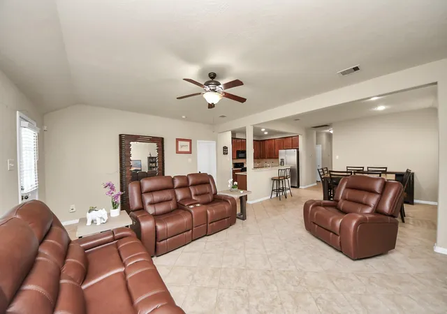 Photo 4 of Single family home for sale at 20522 Keegans Ledge Ln, Cypress, TX 77433 | MLS# 64271140 | Listing updated on 2026-08-29