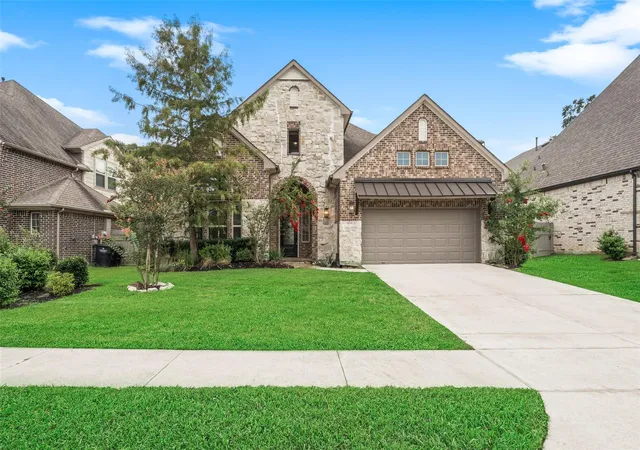 Photo 3 of Single family home for sale at 17480 Chestnut Cvs Dr, Conroe, TX 77302 | MLS# 74913529 | Listing updated on 2026-07-28