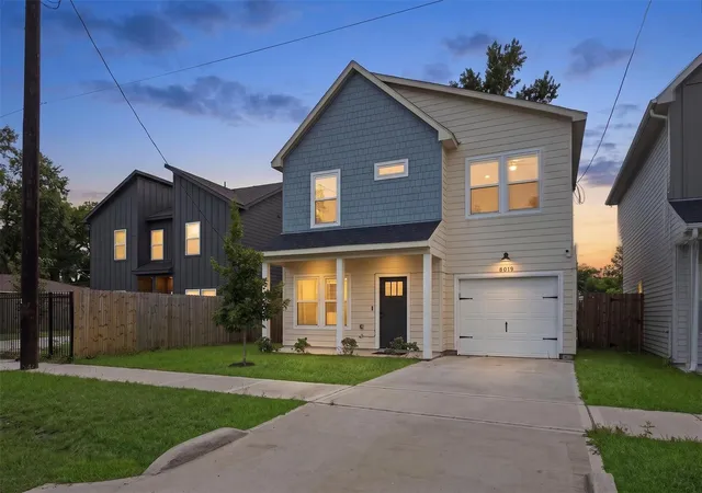 Photo 1 of Single family home for sale at 8019 Elbert St, Houston, TX 77028 | MLS# 68862862 | Listing updated on 2026-09-20