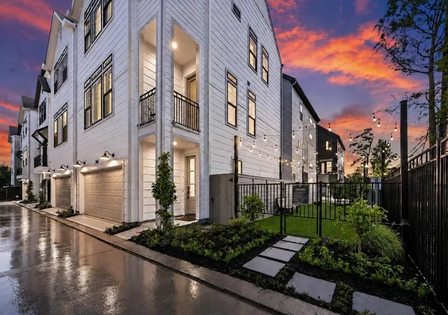 Photo 3 of Single family home for sale at 756 Curtin St, Houston, TX 77018 | MLS# 82927193 | Listing updated on 2026-09-12