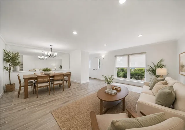 2nd image of 6434 Burgoyne Rd #109, Houston, TX 77057 | MLS# 49019696