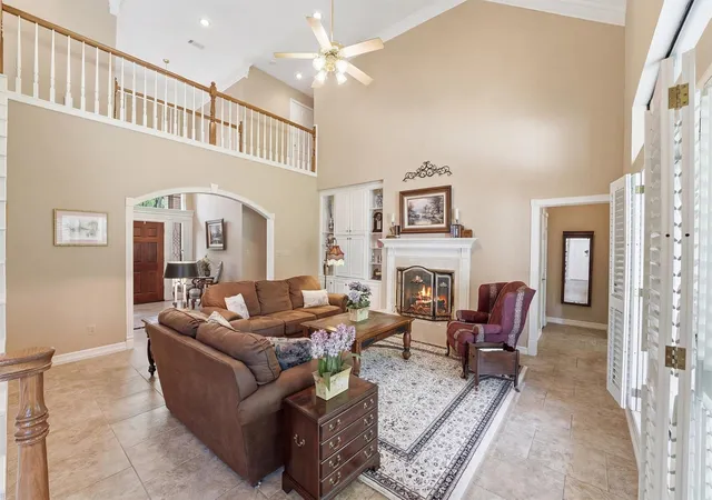 Photo 2 of Single family home for sale at 2 #a Wellington Ln, Conroe, TX 77304 | MLS# 93589346 | Listing updated on 2026-09-20