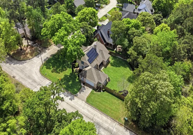Photo 4 of Single family home for sale at 2 #a Wellington Ln, Conroe, TX 77304 | MLS# 93589346 | Listing updated on 2026-09-20
