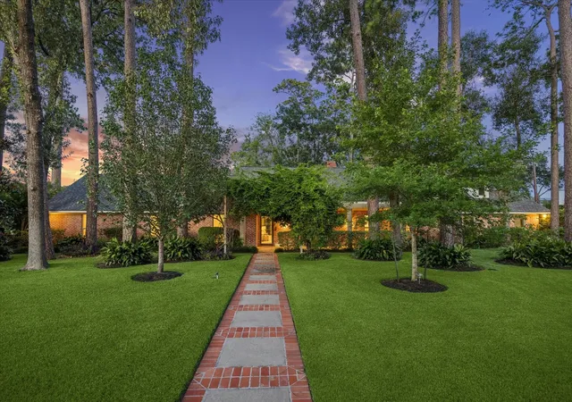 Photo 1 of Mansion for sale at 802 Flint River Dr, Houston, TX 77024 | MLS# 89683280 | Listing updated on 2026-09-17