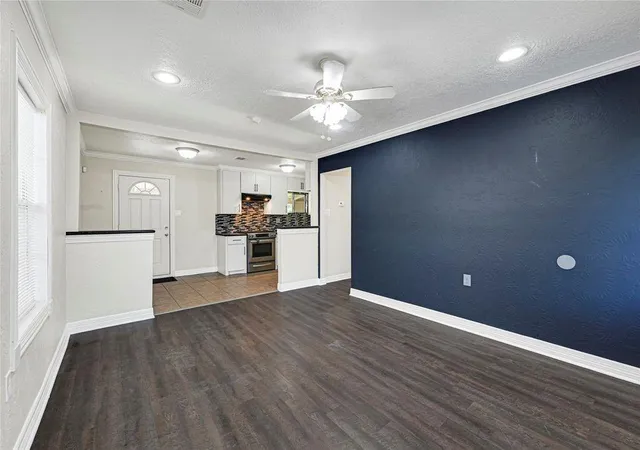Photo 4 of Single family home for sale at 7337 Miley St, Houston, TX 77028 | MLS# 59275474 | Listing updated on 2026-04-29