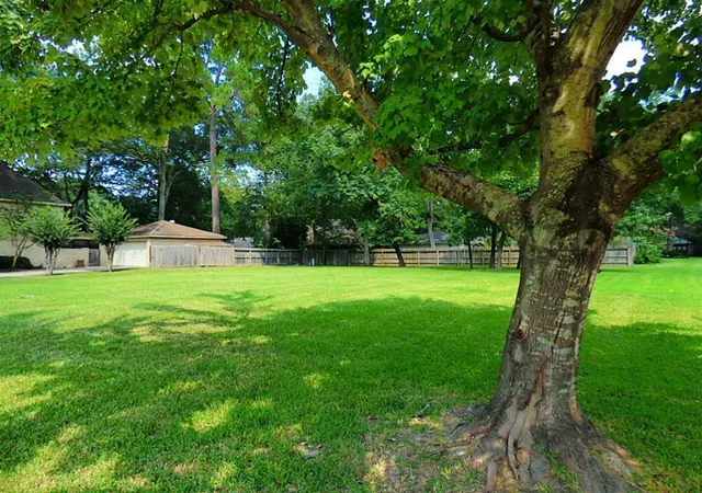 Photo 2 of Land for sale at 3502 Fawn Crk Dr, Kingwood, TX 77339 | MLS# 75589383 | Listing updated on 2026-09-07