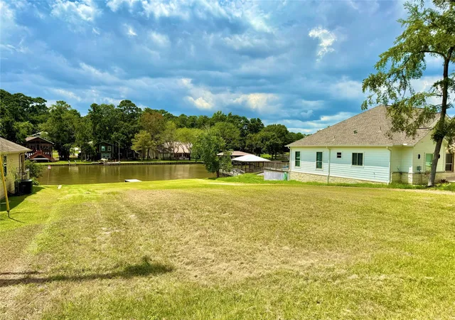 2nd image of 299 Twin Magnolia, Onalaska, TX 77360 | MLS# 27348731