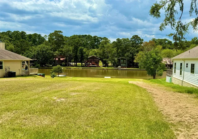 3rd image of 299 Twin Magnolia, Onalaska, TX 77360 | MLS# 27348731