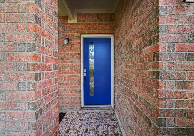 Photo 2 of Sale Pending at 10047 Deer Trak Ct, Houston, TX 77064 | MLS# 28846578 | Listing updated on 2026-09-16