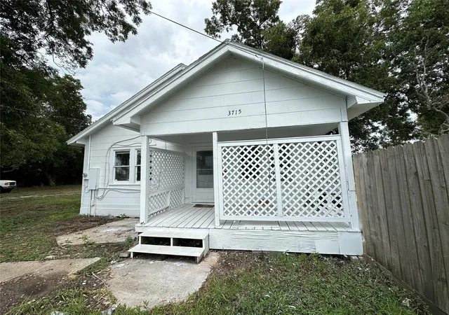 3rd image of 3715 Fm 1765, La Marque, TX 77568 | MLS# 2511859