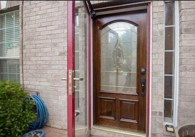 3rd image of 2806 Town Gate Ct, Missouri City, TX 77459 | MLS# 18875940
