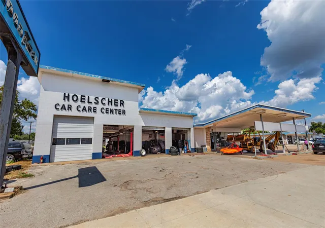 1st image of 1028 & 1032 Walnut St, Columbus, TX 78934 | MLS# 90550083