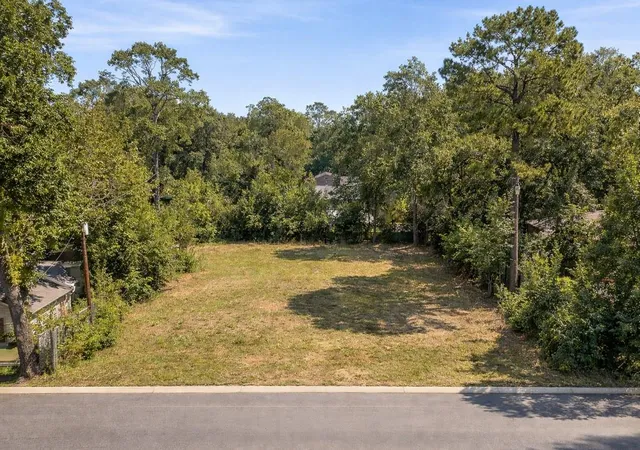1st image of 6118 Maybell St, Houston, TX 77091 | MLS# 74635671