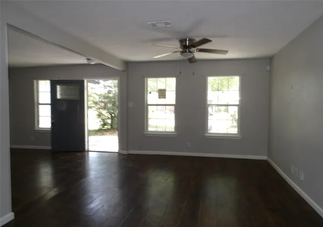 Photo 2 of Single family home for sale at 5783 Westover St, Houston, TX 77033 | MLS# 69259116 | Listing updated on 2026-08-31