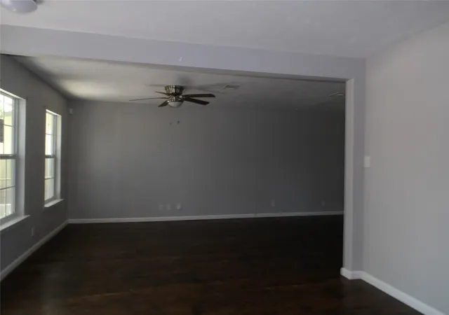 Photo 3 of Single family home for sale at 5783 Westover St, Houston, TX 77033 | MLS# 69259116 | Listing updated on 2026-08-31