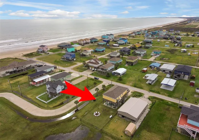Homes for sale in Crystal Beach, TX | 858 East Rd, Crystal Beach, TX 77650 | MLS# 38413986