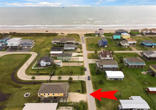 Photo 4 of Single family home for sale at 858 East Rd, Port Bolivar, TX 77650 | MLS# 38413986 | Listing updated on 2026-09-20