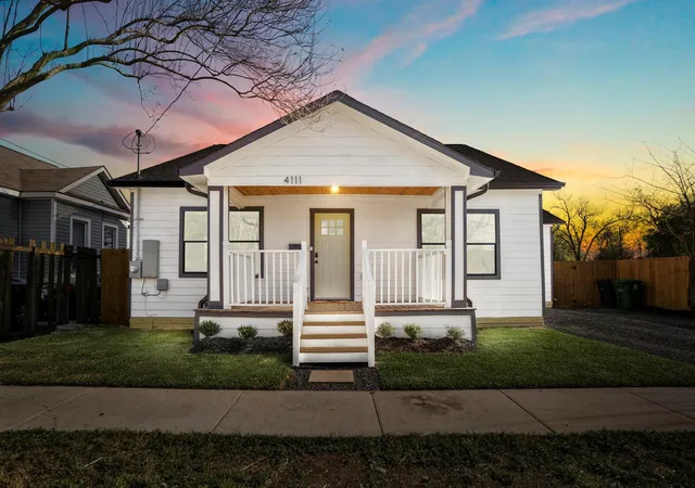 2nd image of 4111 Engelke St, Houston, TX 77003 | MLS# 53405311