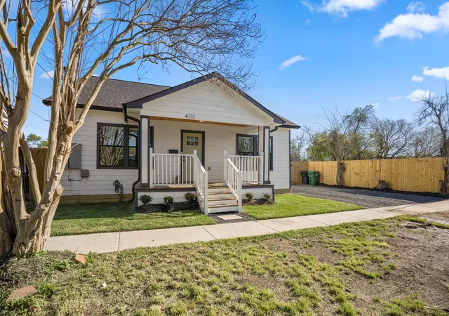 3rd image of 4111 Engelke St, Houston, TX 77003 | MLS# 53405311