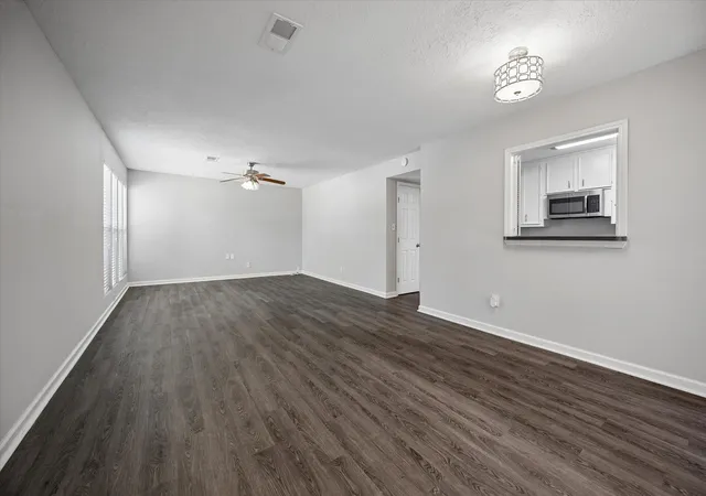 Photo 3 of Sale Pending at 5507 Ariel St, Houston, TX 77096 | MLS# 23105196 | Listing updated on 2026-09-11